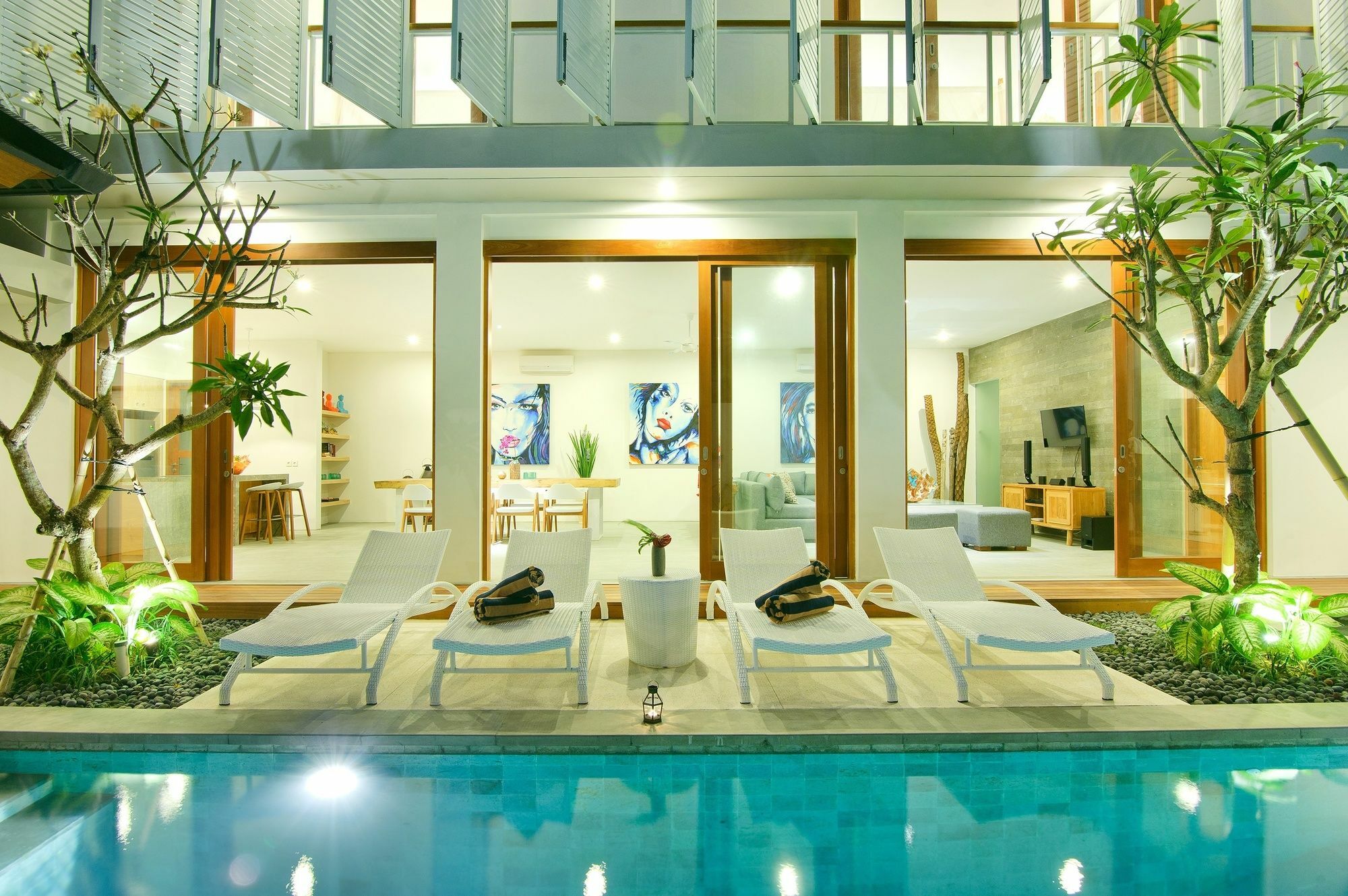 Villa Como Close To Finns Beach Club Kuta  Exterior photo